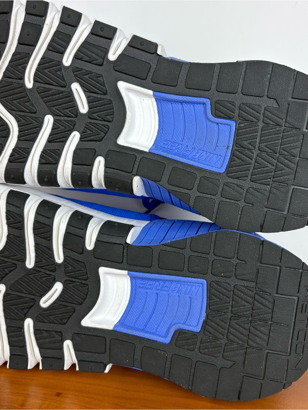 Nike Free Macon 6 Training Shoes - Picture 10 of 14